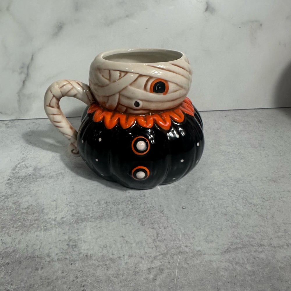 Halloween Mummy Pumpkin Mug - Black and Orange